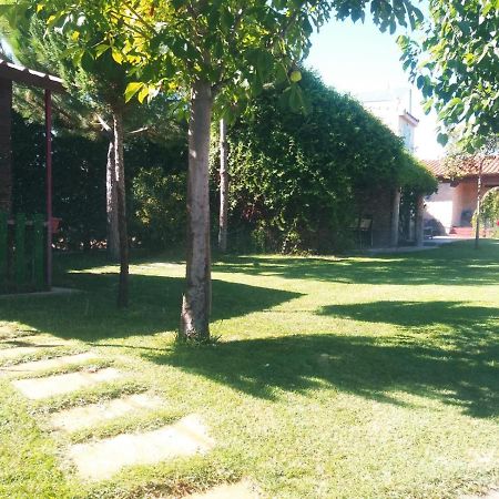 Refugio Con Casitas Infantiles Villa Zamora Buitenkant foto